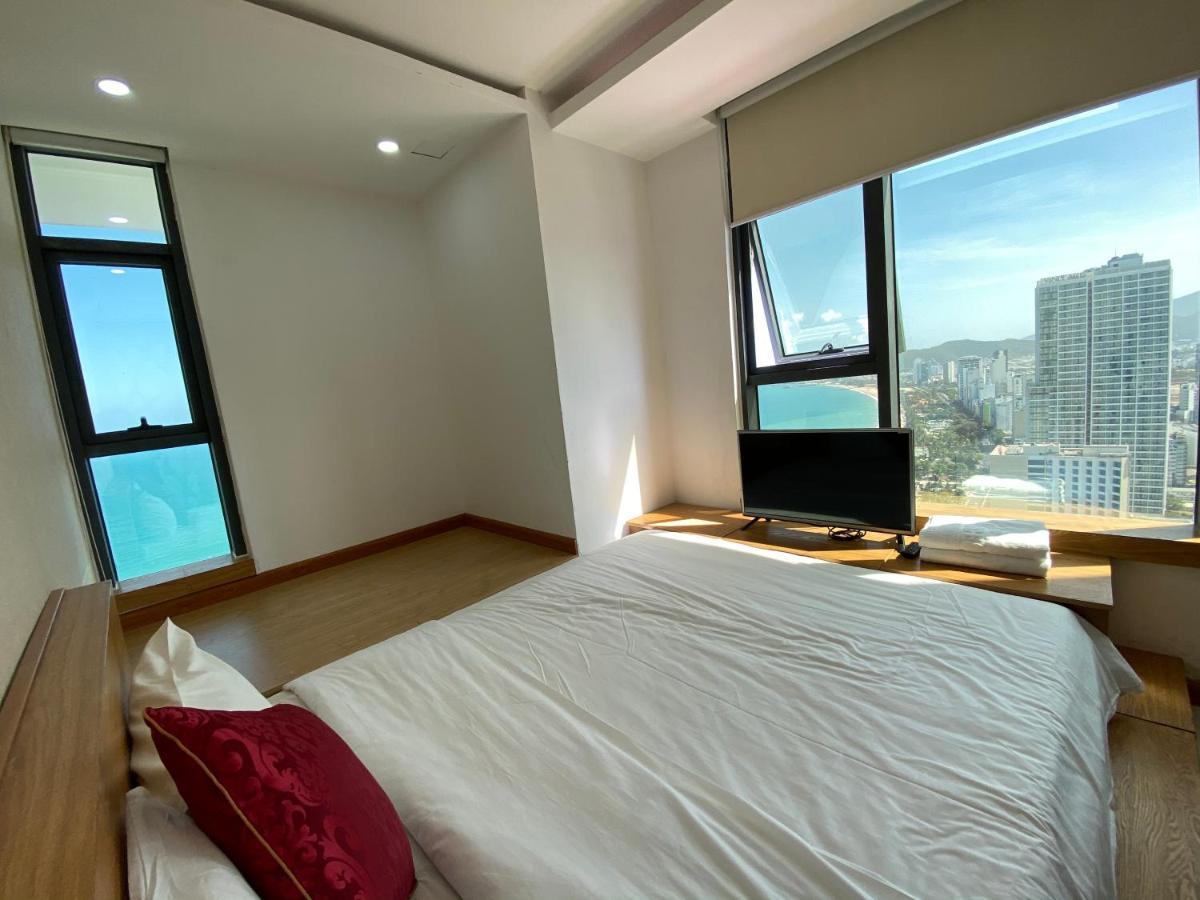 Gold Ocean Apartment Nha Trang Esterno foto